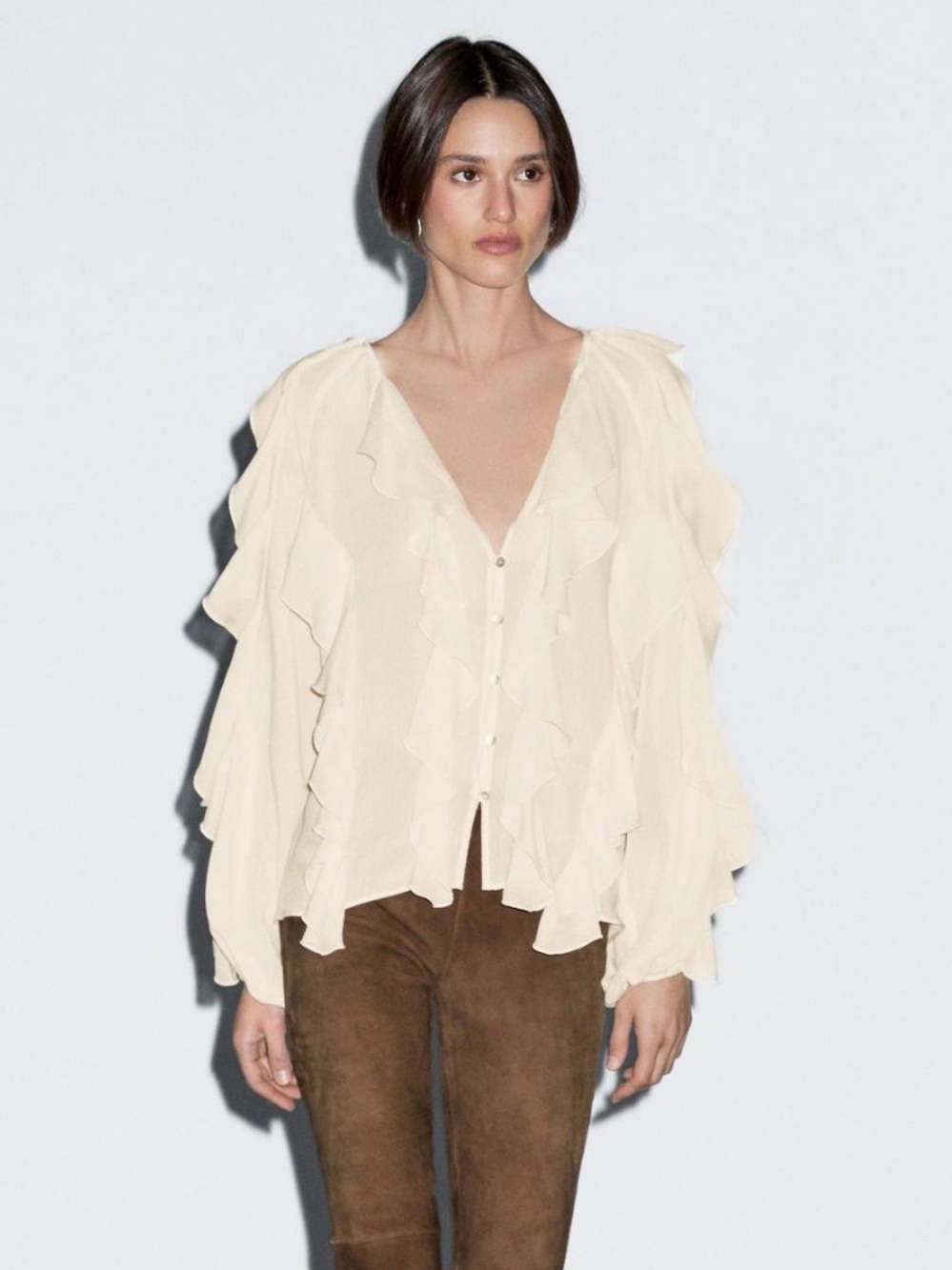 NWOT Massimo Dutti Ruffled V-Neck Flowing Blouse in Cream size M boho chic